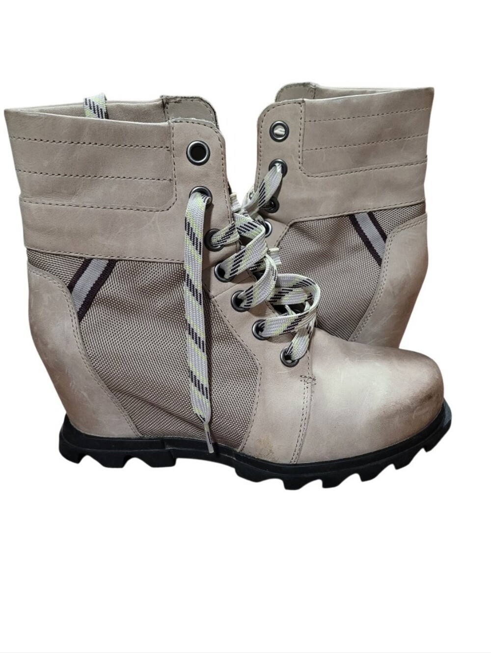 Sorel Joan Of Arctic Lexie III Wedge Boot Waterproof Women size 9